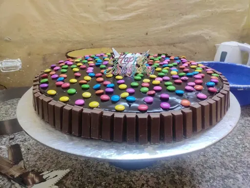 Chocolate Ball Gems And KitKat Cake