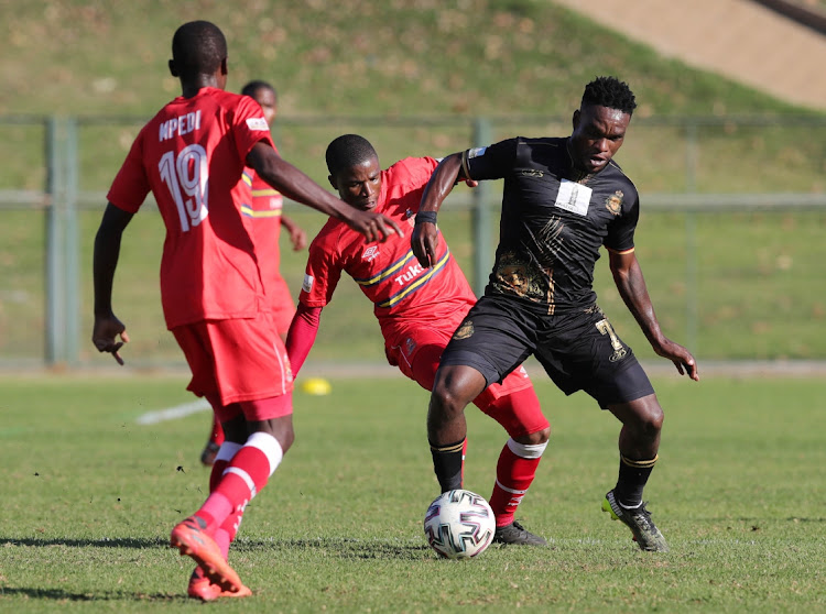 Mhlengi Nxele of Royal AM challenged by Samuel Julies of University of Pretoria during the GladAfrica Championship 2020/21 match between University of Pretoria and Royal AM at Tuks Stadium, Pretoria.