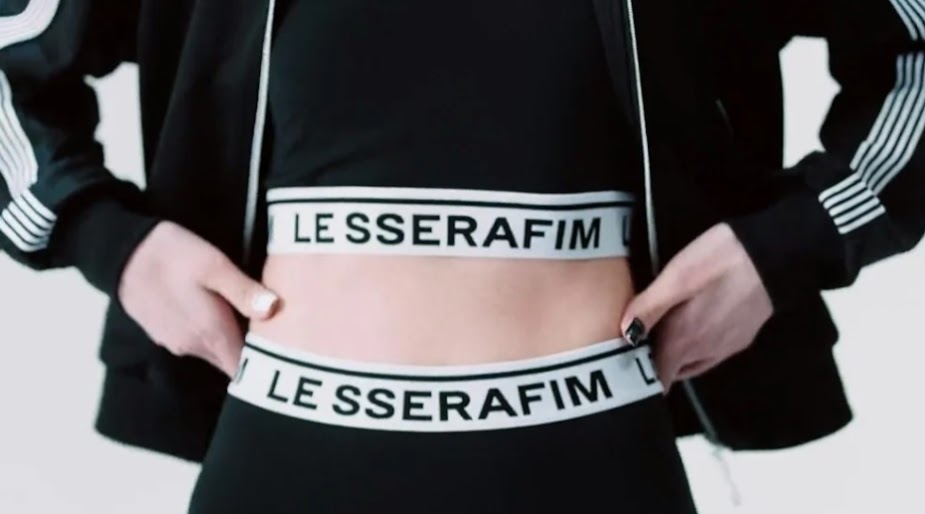 LE SSERAFIM's Fans Are Loving Their New Pop-Up Store Goods - Koreaboo