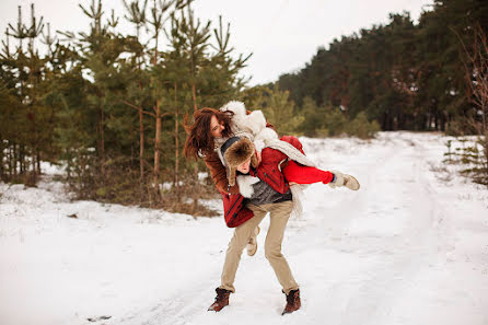 Wedding photographer Evgeniya Rossinskaya (evgeniyaross). Photo of 17 January 2016