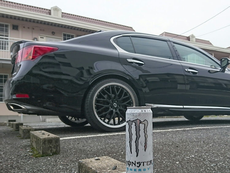 GSのモンスターエナジー・レクサスに関するカスタム事例の投稿画像2枚目