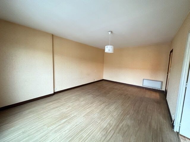 Location  appartement 1 pièce 33 m² à Limoges (87000), 450 €