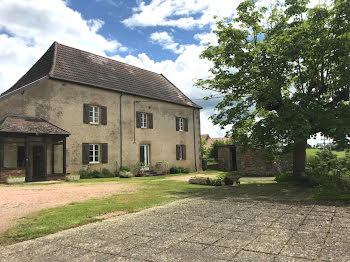 maison à La Clayette (71)