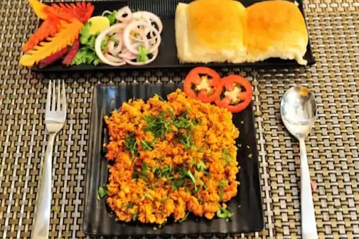 Spicy Schezwan Egg Bhurji