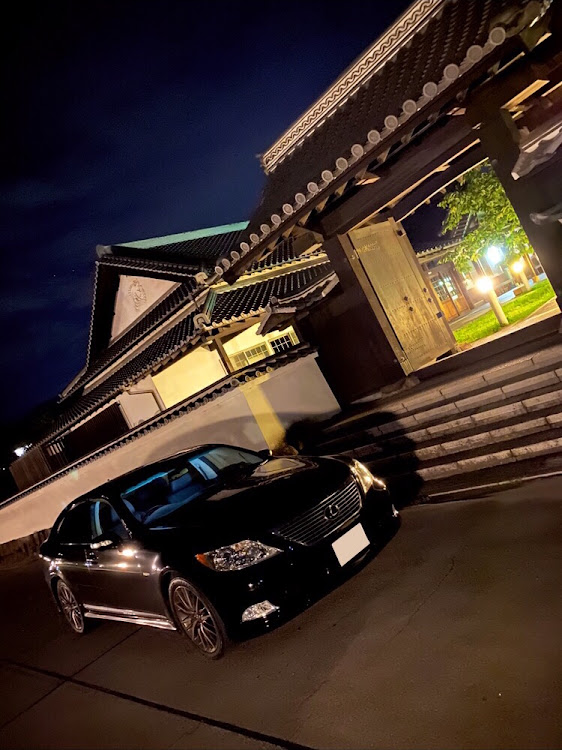 LSのLS460・大分・闇の帝王・おんせん県に関するカスタム事例の投稿画像3枚目