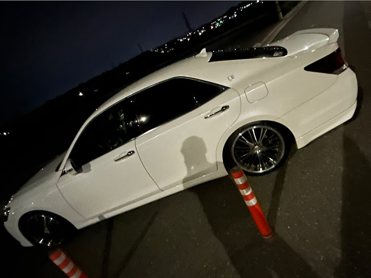 クラウンロイヤルの車検に向けて・車検から帰還・車検なんて無くなればいいのに😟・純正ホイール流用・クラック発見に関するカスタム事例の投稿画像11枚目