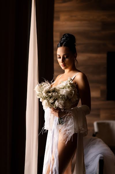 結婚式の写真家Oksana Skorpan (oxyc)。2023 11月25日の写真