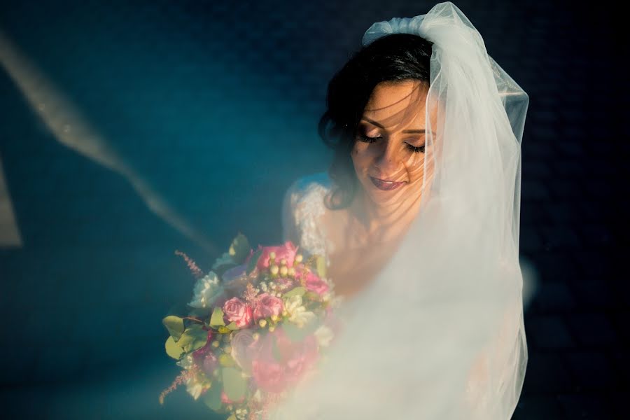 Fotografo di matrimoni Flavius Leu (leuflavius). Foto del 24 aprile 2018