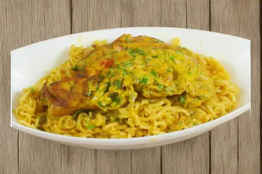 Omelette Chicken Maggi