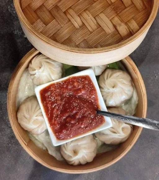 Veggie Momo (6 Pcs)