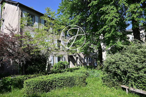 House 5