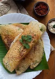 Erulli(Onion) Rava Masala Dosa+Sambar, Chutneys, & Gunpowder