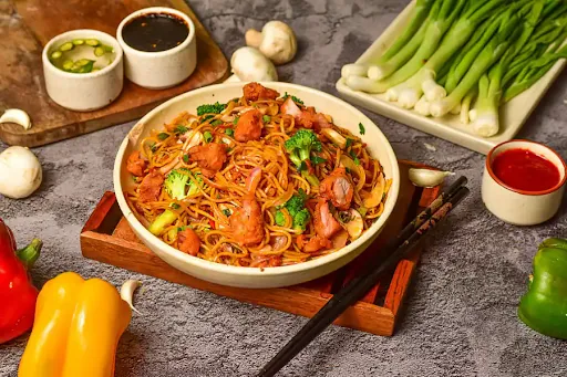 Chicken Schezwan Noodles