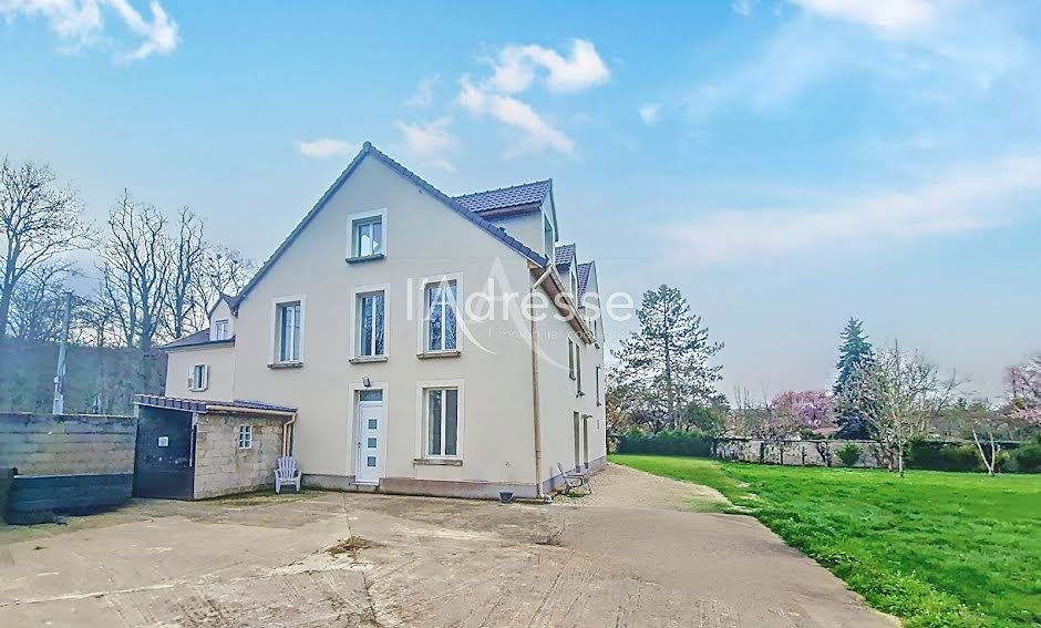 Vente maison 12 pièces 470 m² à La Ferté-sous-Jouarre (77260), 499 999 €