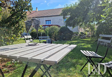 House with garden and terrace 3