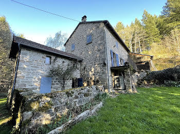 maison à Peyrat-le-Château (87)