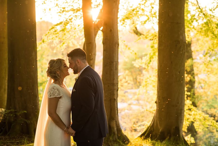 Fotógrafo de bodas Mark Barton (markbarton). Foto del 1 de julio 2019