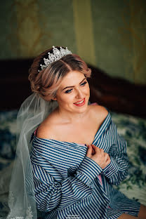 Wedding photographer Olga Kozyreva (kozzzyreva). Photo of 2 August 2018