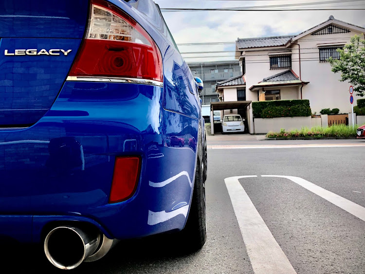 レガシィB4のホイール・斜め前・ホイール交換・DIYに関するカスタム事例の投稿画像3枚目