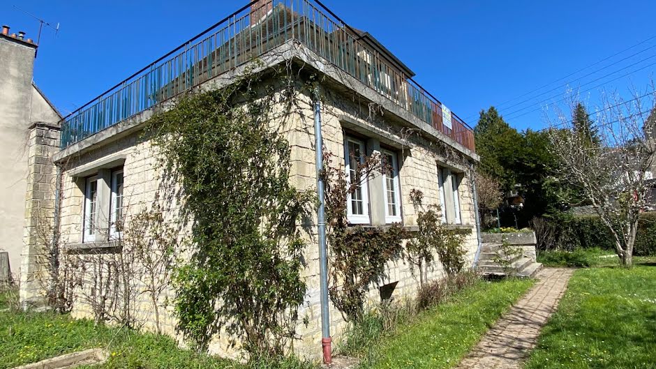 Vente maison 9 pièces 255 m² à Vimoutiers (61120), 222 000 €