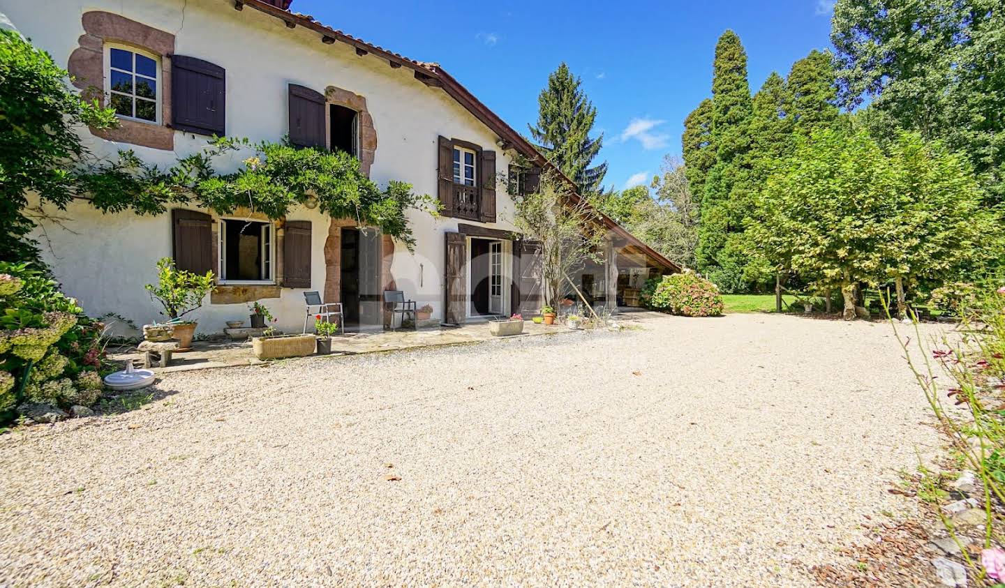 House with pool Saint-Pée-sur-Nivelle