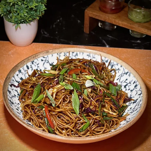 Sichuan Style Veg Noodles