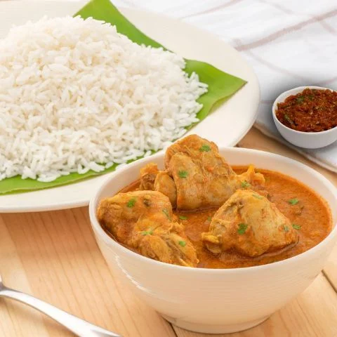 Ghar Ki Chicken Curry With Steamed Rice