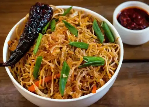 Veg Burnt Garlic Noodles