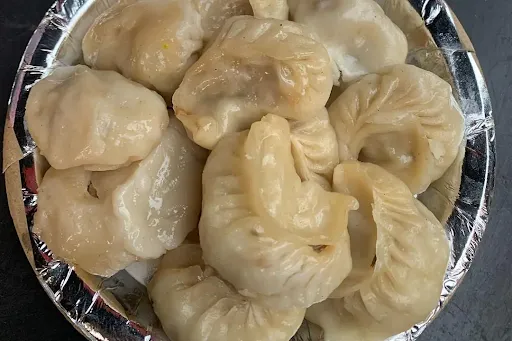 Chicken Steamed Momos [10 Pieces]