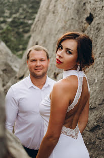 Fotógrafo de casamento Yana Knyazeva (yanaknyazeva). Foto de 22 de agosto 2016