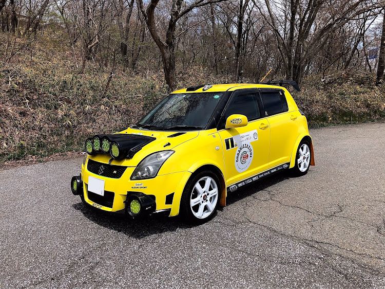 スイフトスポーツの京極堂さんが投稿したカスタム事例の投稿画像1枚目