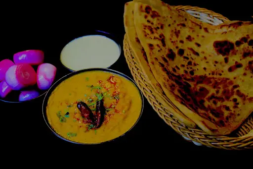 Yellow Dal Tadka [300ml] With 2 Tawa Tringular Paratha