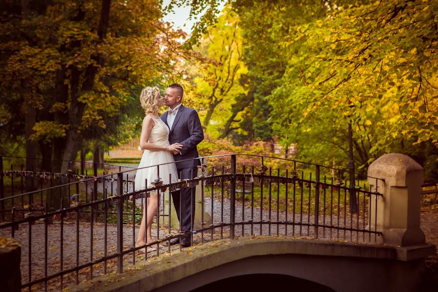 Fotografer pernikahan Sylwia Dziadoń (sylwiadz). Foto tanggal 10 Maret 2020