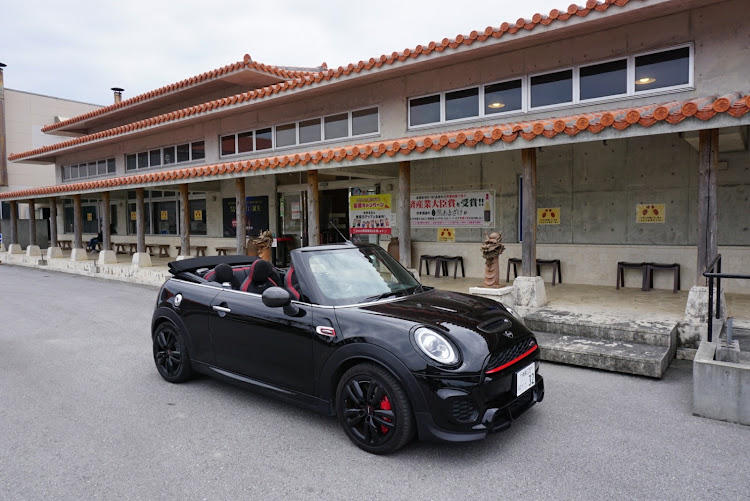 ミニジョンクーパーワークスのMINI・沖縄・泡盛・コロナウイルスに負けるな・忠孝に関するカスタム事例の投稿画像6枚目