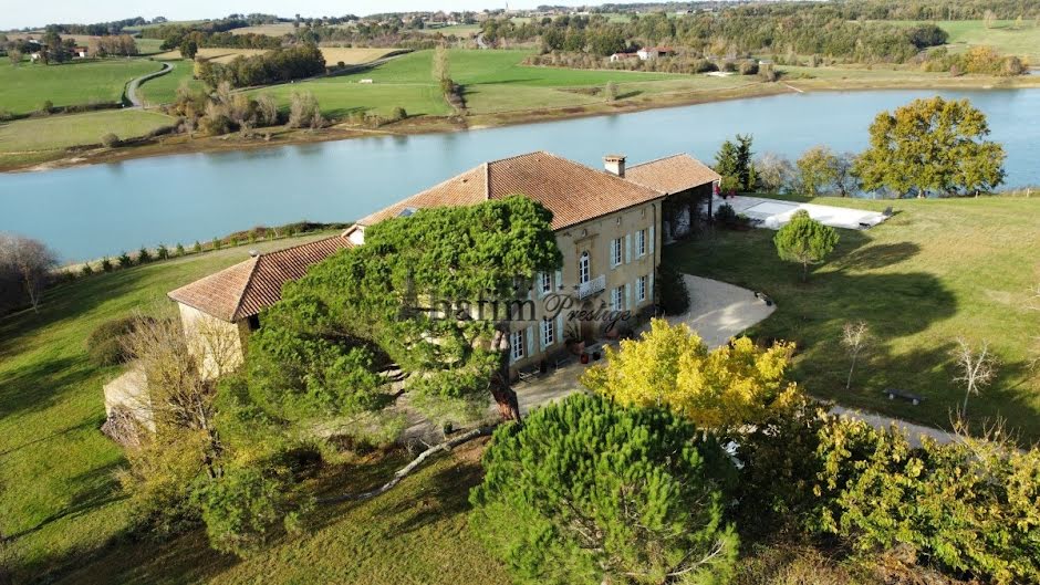 Vente château 10 pièces 450 m² à Mauvezin (31230), 1 355 000 €