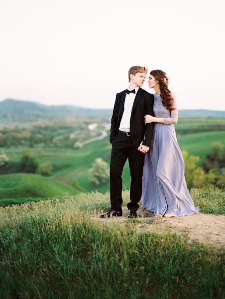 Fotógrafo de casamento Yuriy Bugayov (yuribugayov). Foto de 5 de abril 2018