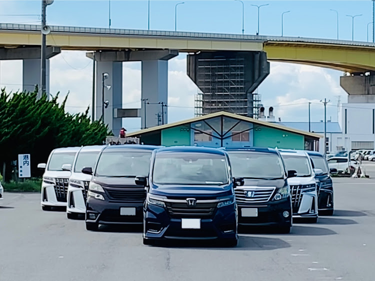 アルファードの八戸・ミニバンMT・オフ会・アルヴェル・漁港撮影に関するカスタム事例の投稿画像3枚目