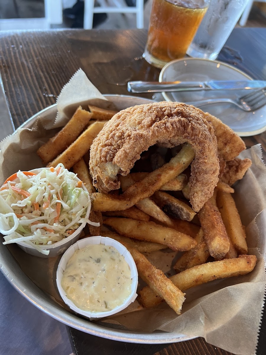 Celiac GF fish and chips, with fries, the same fries that the "chef didn't think were safe" to be served with my GF Lobster Roll - well, are the fries safe?  Or not?