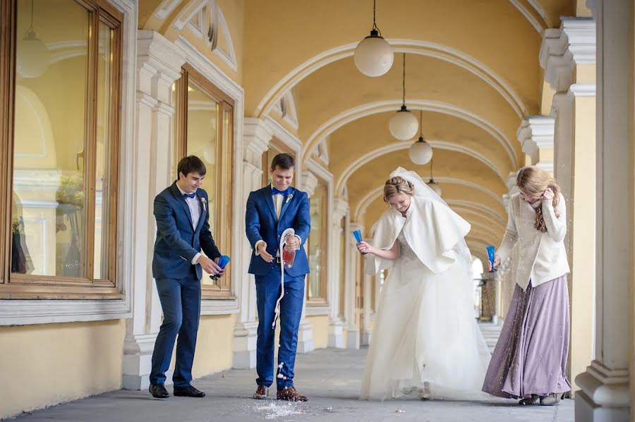 Fotógrafo de bodas Valeriy Frolov (froloff). Foto del 16 de marzo 2015