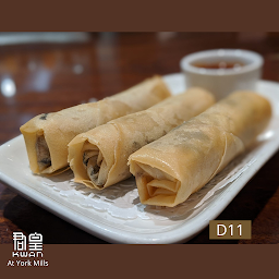 D11. Vegetable Spring Rolls (3Pcs)