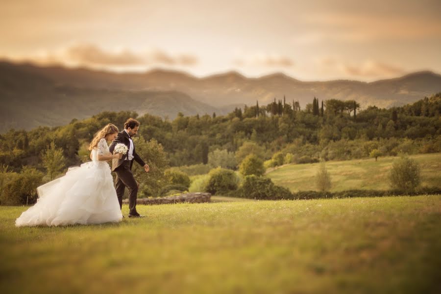 Wedding photographer Francesco Bolognini (bolognini). Photo of 13 May 2016