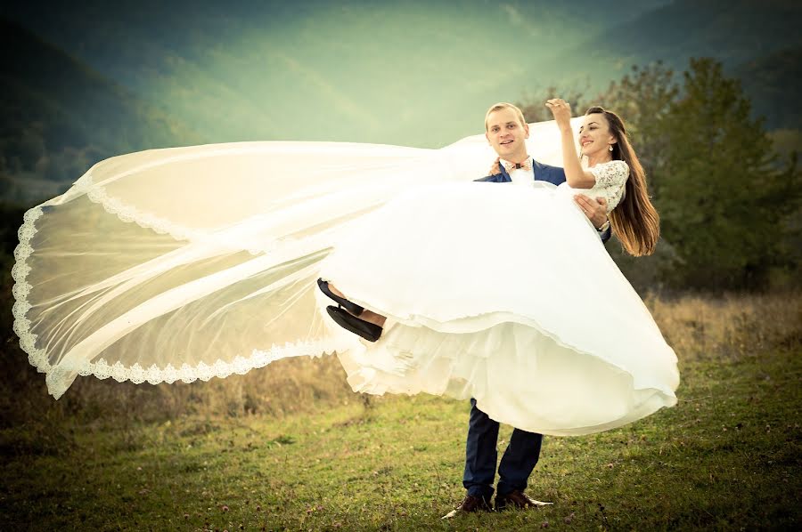 Fotografer pernikahan Nagy Melinda (melis). Foto tanggal 10 Oktober 2016