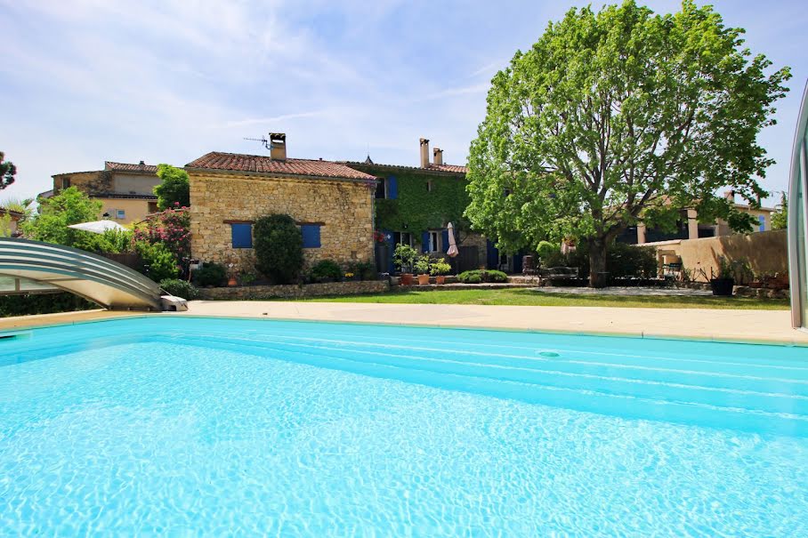 Vente maison 12 pièces 336 m² à Vaison-la-Romaine (84110), 850 000 €