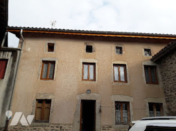 maison à Chalmazel (42)