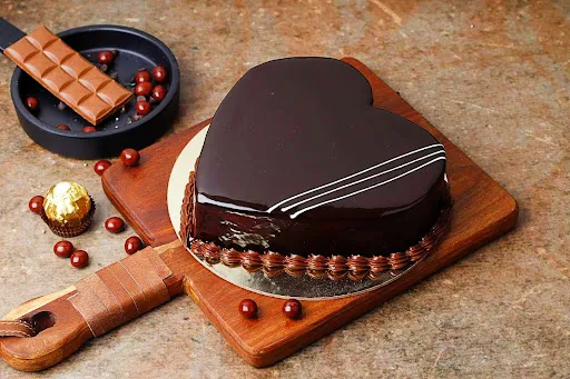 Heart Poured With Chocolate - Truffle Heart Cake (500 Grams)
