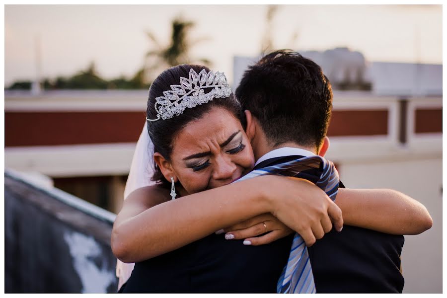 結婚式の写真家Alejandro Cano (alecanoav)。2017 9月30日の写真