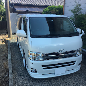 ハイエースバン
