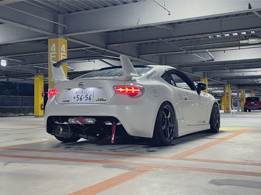 86 Zn6の86brz乗りと繋がりたい 86brzオーナーさんと繋がりたい 走るラブホ ピンクしか勝たん バッシュ バーに関するカスタム メンテナンスの投稿画像 車のカスタム情報はcartune