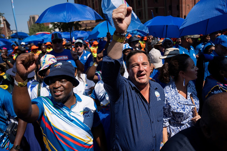 DA supporters led by John Steenhuisen. Picture: IHSAAN HAFFEJEE/REUTERS