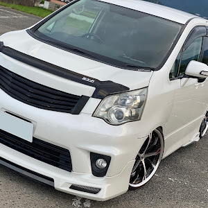 ノア ZRR70W